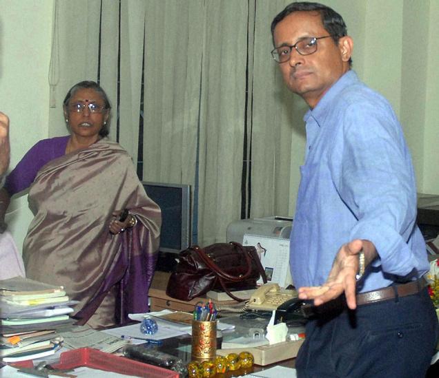 State election commissioner Mira Pandey and West Bengal chief secretary Sanjay Mitra: Pande finally had had enough of the state government’s (read Mamata Banerjee’s) shrill filibustering and moved a petition in supreme court without waiting for HC’s order.